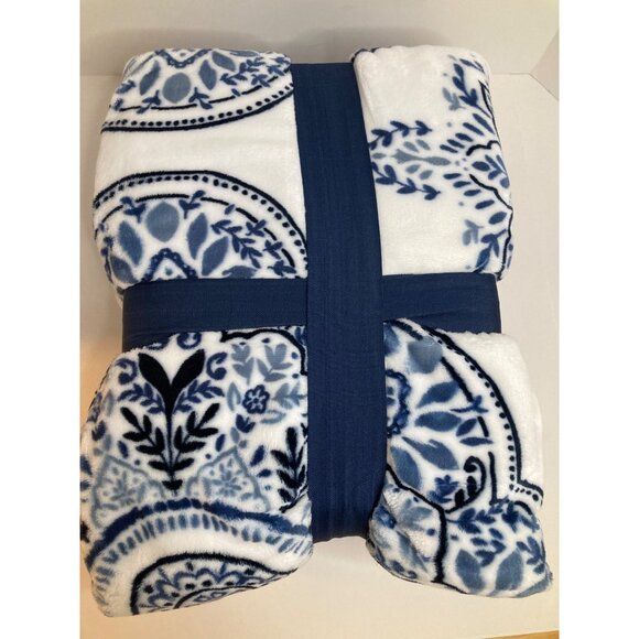 Members Mark Lounge Throw Blanket Cleo Blue 60 x 70" NWT Polyester Soft & Luxuri - Picture 2 of 6